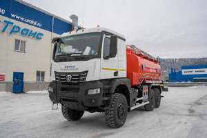 Представлена новая модель автотопливозаправщика на шасси КАМАЗ-65959