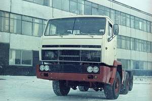 Магистральный тягач КАМАЗ-6410